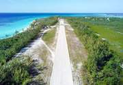 Runway-North-looking-towards-the-South